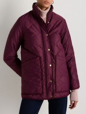Featherless Quilted Long Puffer Jacket In Burgundy